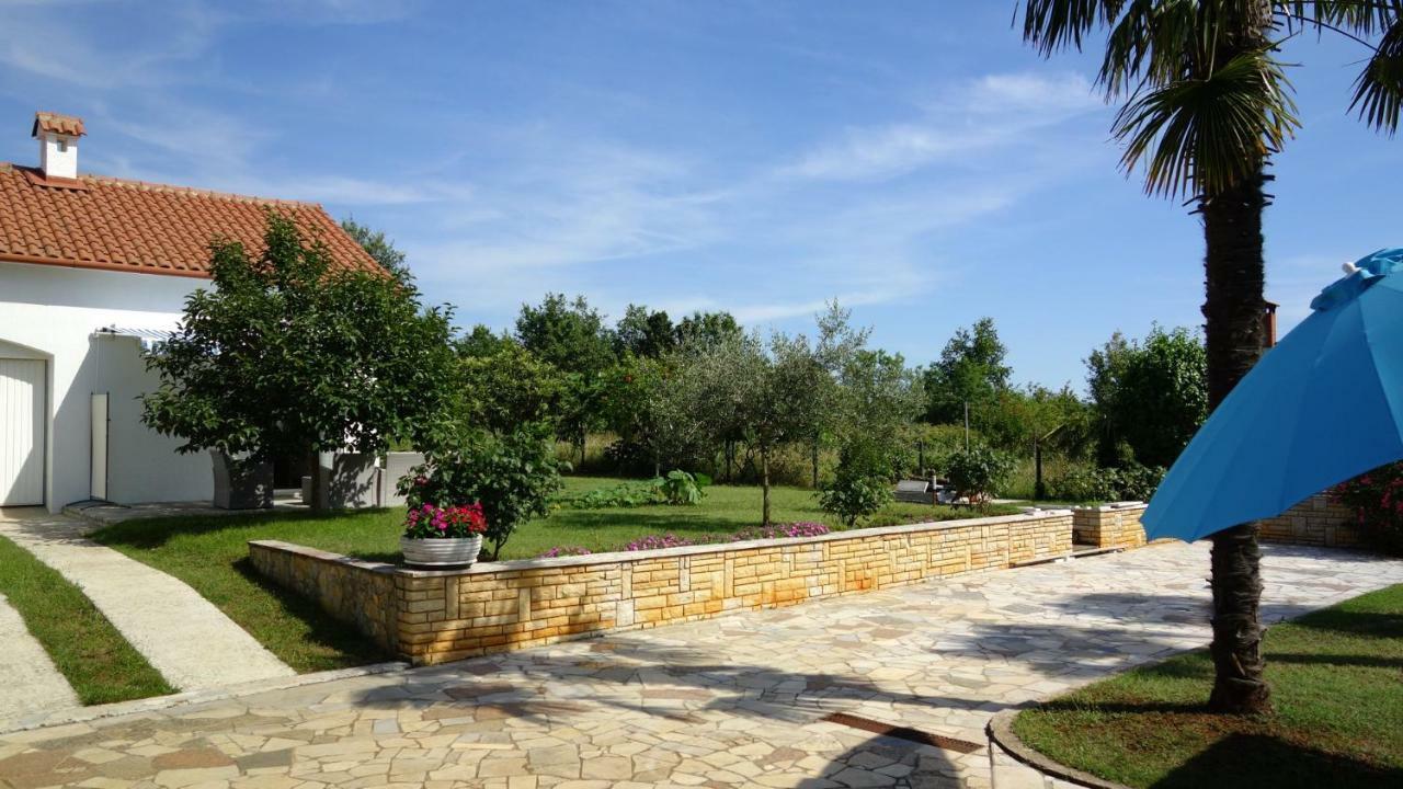 Stancija Vergotini Apartment Porec Ngoại thất bức ảnh